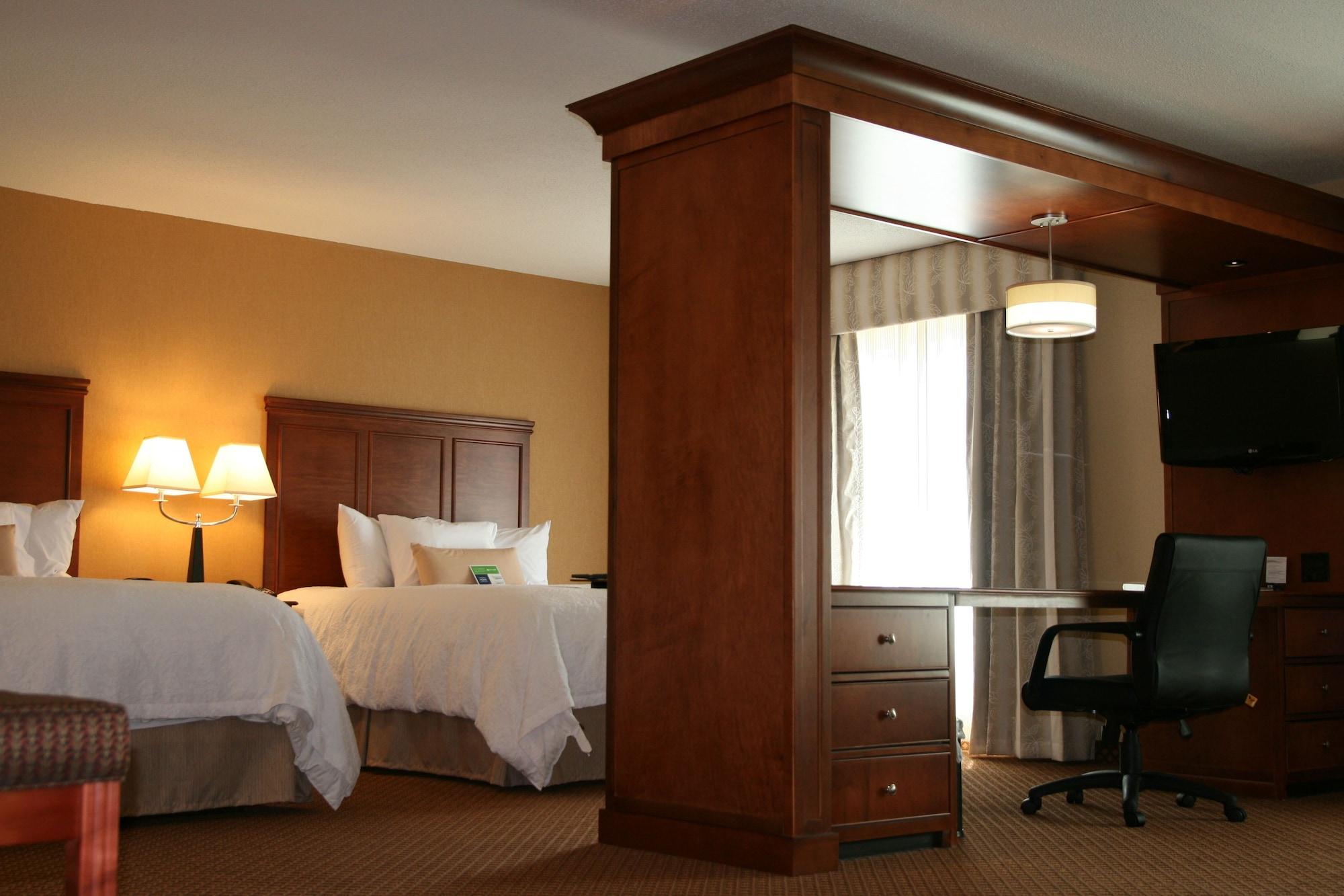 Hampton Inn & Suites Detroit/Chesterfield חדר תמונה